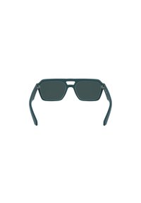 Sonnenbrille mit einem matten türkisfarbenen Rahmen, rechteckigen Gläsern und einem markanten Brückendesign. Verfügt über schmale Bügel mit abgerundeten Spitzen.