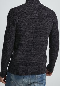11 Project Trui - black