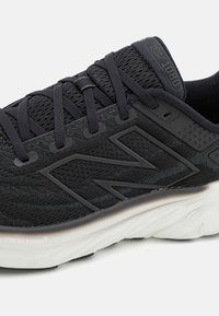 New Balance FRESH FOAM X 1080 V13 - Tenisice za cestovno trčanje - black