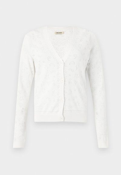 Λευκός μακρυμάνικος πλεκτός ζακέτα με κουμπιά, V-λαιμόκοψη και λεπτό ανοιχτό πλεκτό μοτίβο με καρδιές και αστέρια.