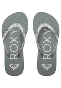 Grå flip flops med sølvglitrende stropper. Tekstureret sål med et gentaget hjerte mønster og "ROXY" trykt med metallisk sølv skrift.