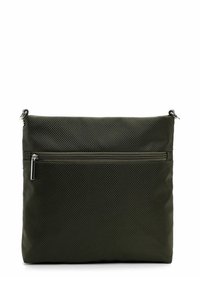 Borsa a tracolla verde con texture, dotata di una tasca frontale con zip, forma rettangolare e accessori in metallo. Il materiale offre durabilità e un design moderno.
