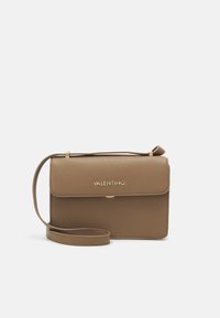 Non sélectionné, taupe