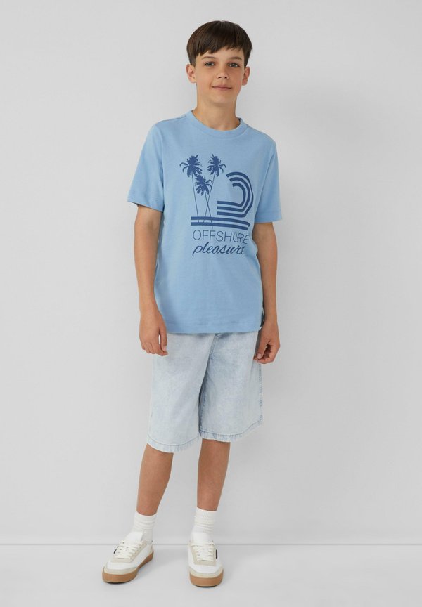 MIT GUMMIERTEM FRONT - T-Shirt print - himmelblau