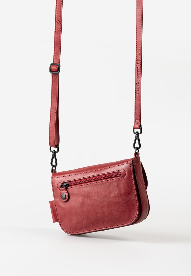 Zalando Rote Crossbody Tasche Aunts Uncles MRS WAFFLE