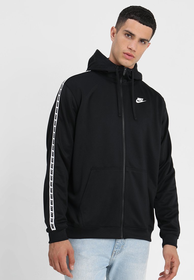 nike repeat jacket