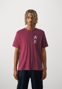 American Eagle CORE TEE  - Apdrukāts T-krekls - burgundy