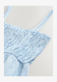 Non selezionato, blue white