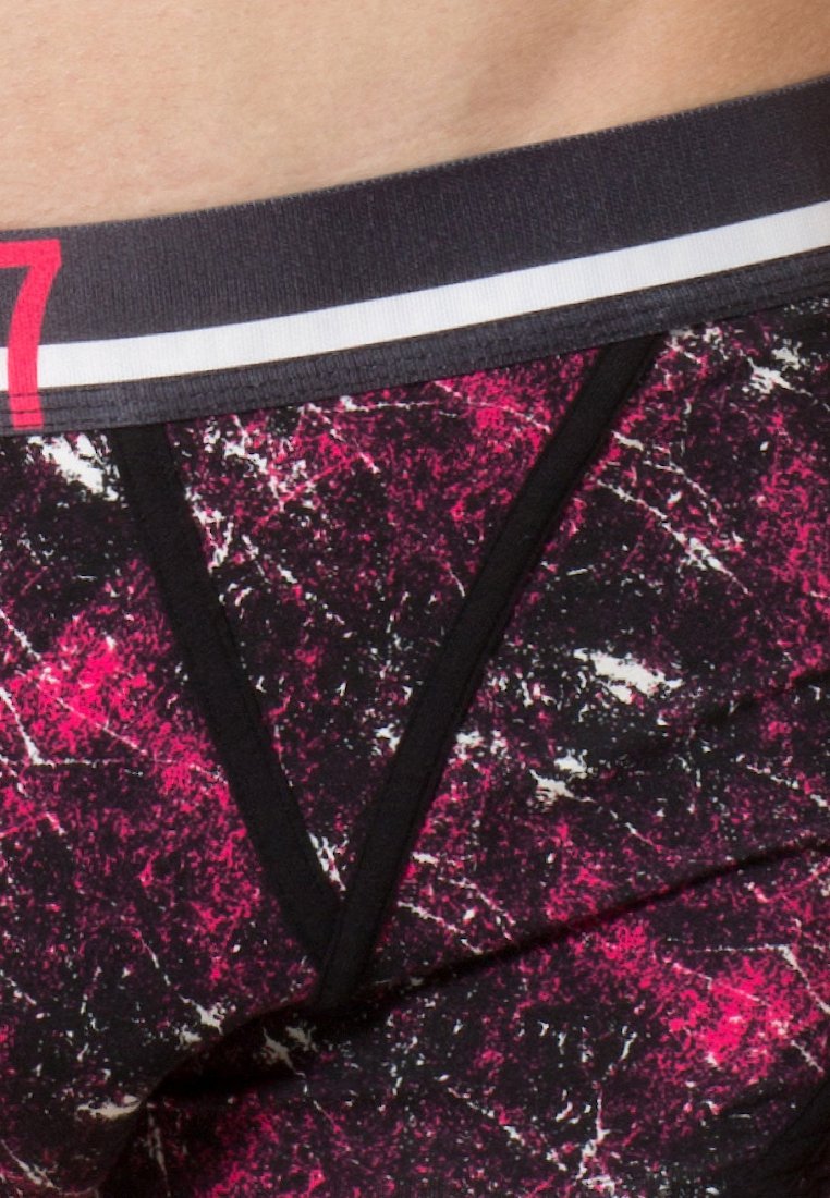 pink cr7