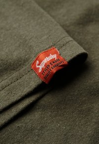 Superdry & Co WORKWEAR FLOCK GRAPHIC  - Camiseta estampada - khaki marl