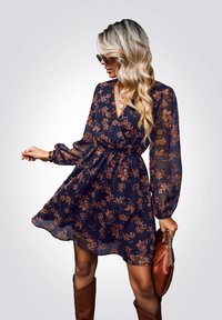Cupshe SLIGHTLY SHEER FLORAL MINI DRESS - Vestido informal - marineblau