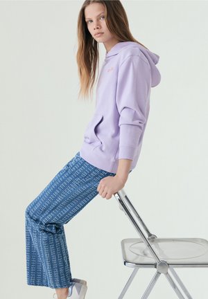 Scalpers, FLUOR - Jersey con capucha - lilac