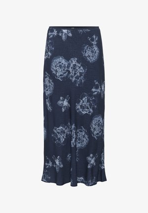 Marineblå blomsterkjole med knælangt design, lavet af blødt stof med lyseblå blomstermønstre og en subtil tekstureret overflade.