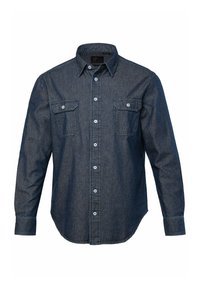 Camisa de mezclilla azul oscura con mangas largas, cierre de botones en la parte frontal, dos bolsillos en el pecho y cuello puntiagudo. Presenta una textura suave y sin patrones visibles.