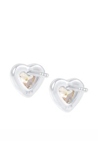 Orecchini a perno a forma di cuore in argento sterling 925 con un centro in cristallo trasparente, finitura liscia e superficie lucidata.