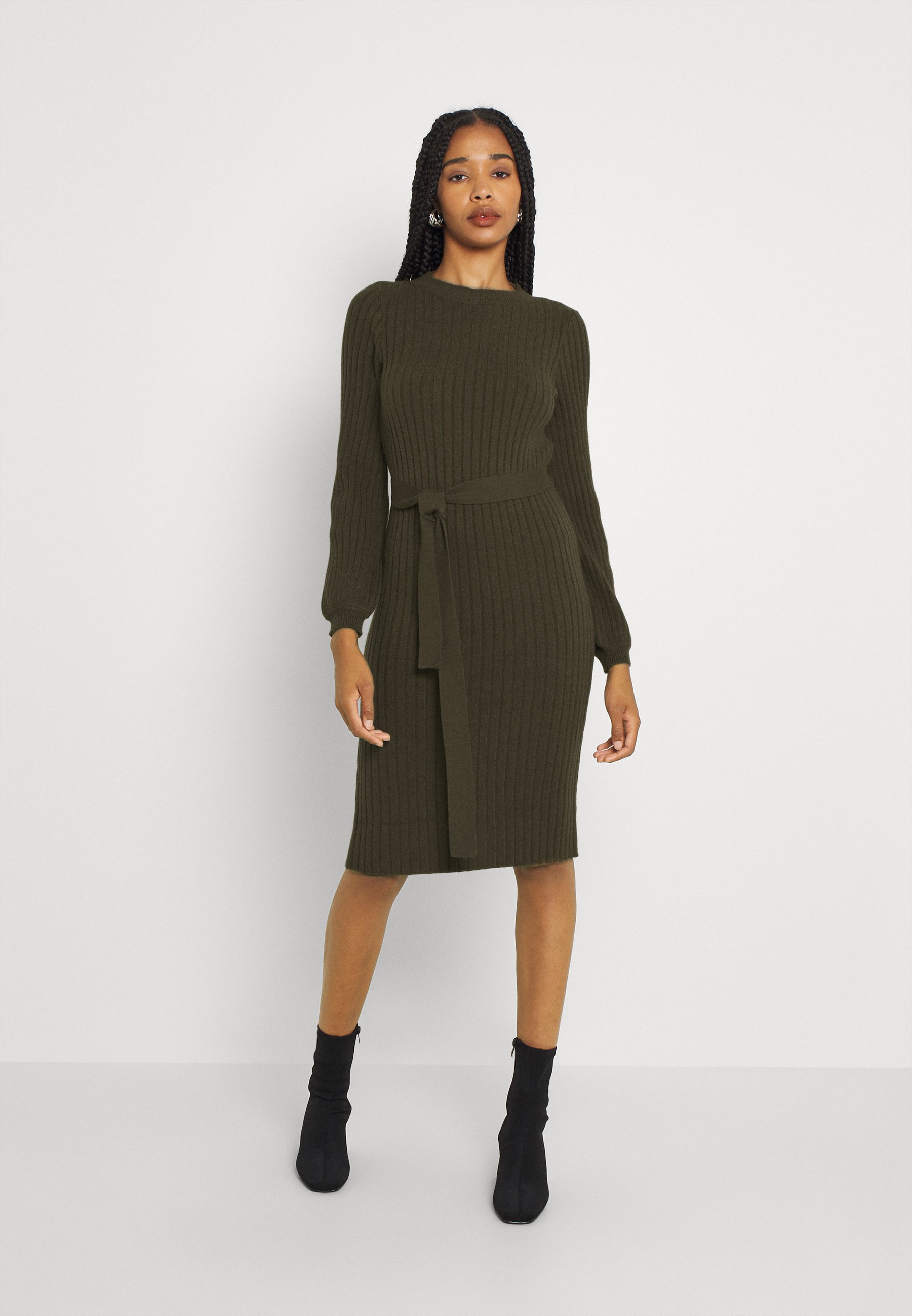 Vero Moda VMSVEA O NECK DRESS Etuikjole - dark olive/khaki - Zalando.dk