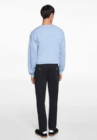 Mango Kids Nohavice chinos - black