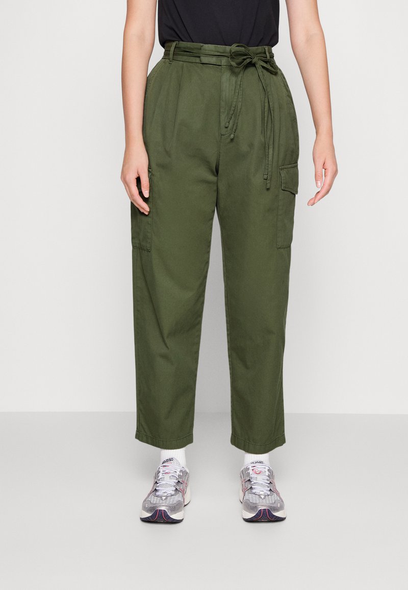 GAP PLEATED PANT - Calças cargo - cypress