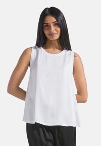 Sélectionné, white