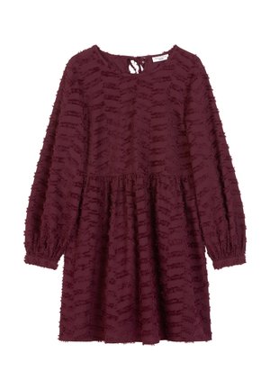 Bordeaux jurk met lange mouwen, textielstof met een golvend patroon, ronde halslijn met een sleufdetail en een geplooide taille.