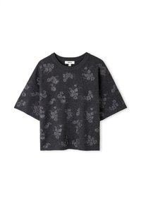 Korte mouwen, donkergroene sweatshirt met een bloemenpatroon in lichtgrijs. Ronde halslijn, ontspannen pasvorm en zachte textuur.
