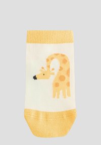 Weißer Kindersocken mit gelbem Bund und Spitze, mit einer gelben Giraffenillustration mit orangen Flecken auf der Vorderseite.
