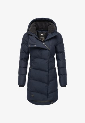 Granatowa kurtka puchowa z kapturem, z podszyciem z sztucznego futra, zapinana na zamek z bocznymi kieszeniami oraz unikalnym skośnym zamknięciem z przodu. Tkanina o fakturze.