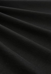 Thumbnail Image 6