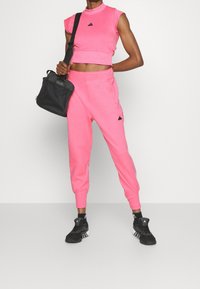 adidas Sportswear Träningsbyxor - pink