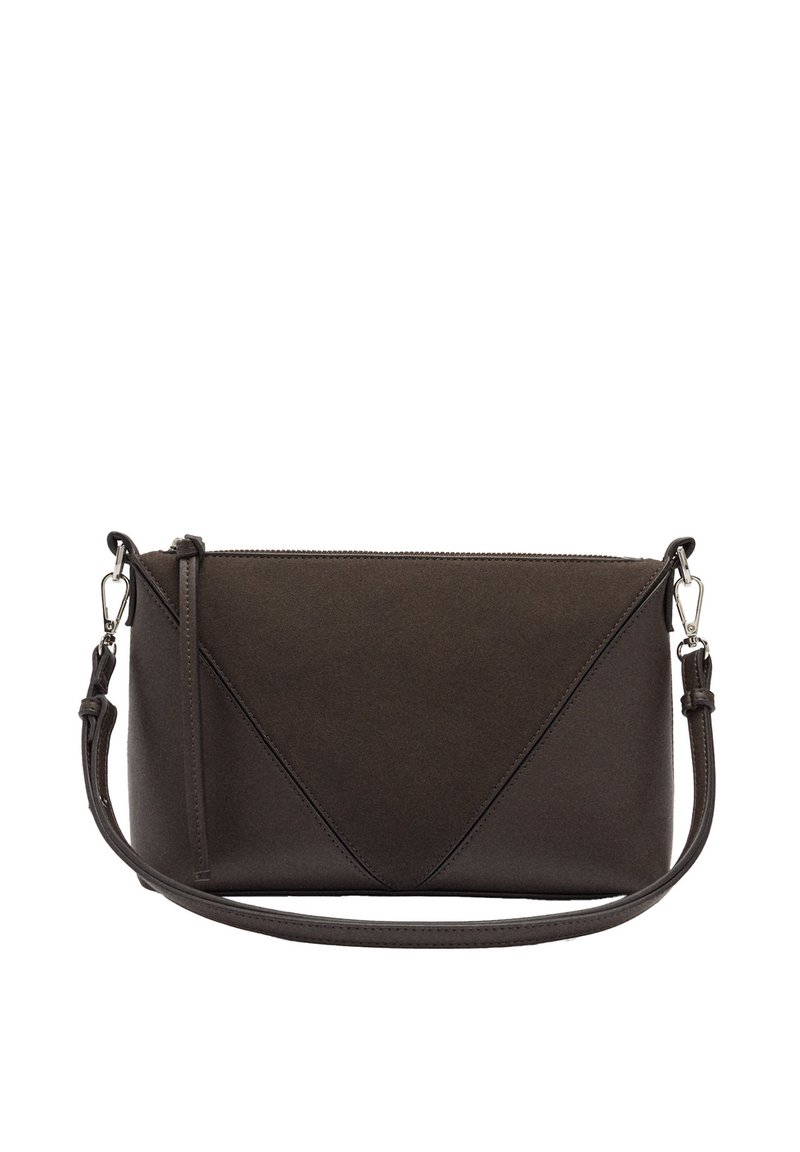 Brązowa torebka typu crossbody z syntetycznej skóry z zamkiem błyskawicznym. Posiada diagonalne szwy oraz odpinany pasek dla większej wszechstronności.