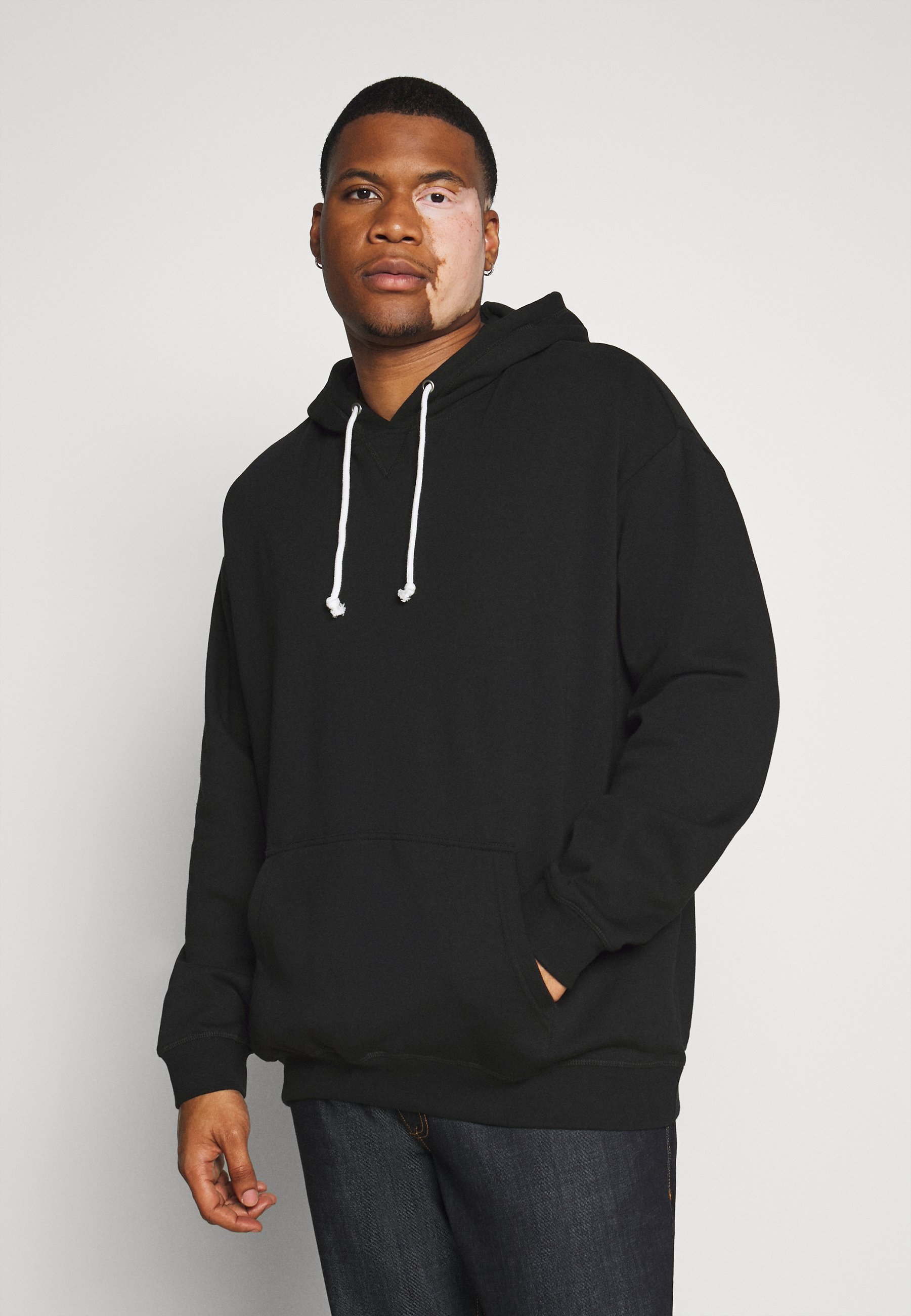 black 4x hoodie