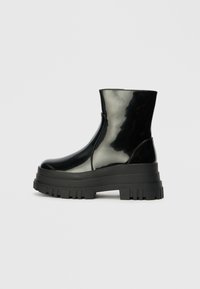 Botas de tornozelo com plataforma - black