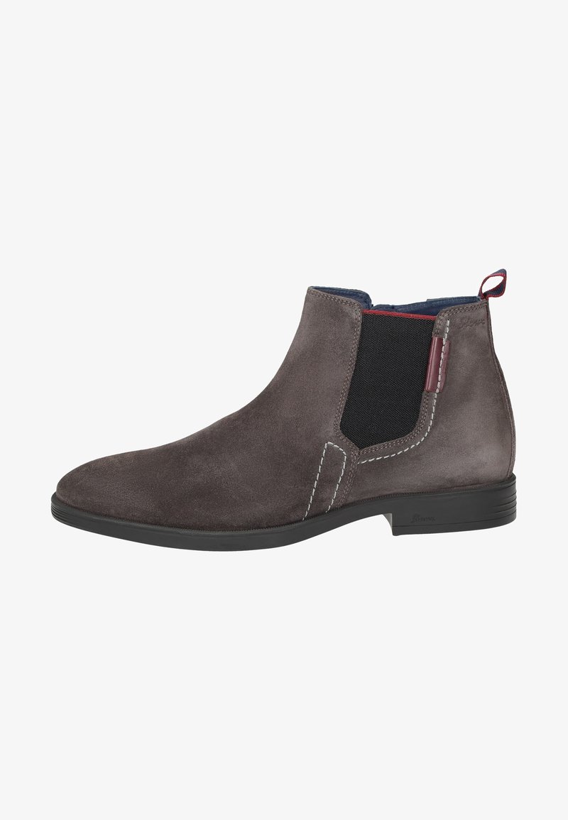 Botte chelsea en suede gris avec des panneaux élastiques sur les côtés, des coutures contrastantes, une sangle de tirage et une semelle en caoutchouc lisse.