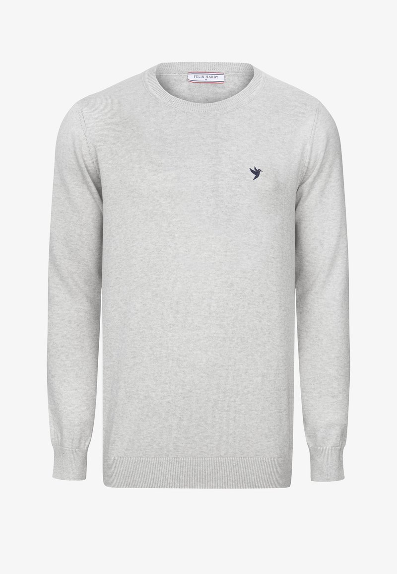 Lichtgrijze crewneck trui met lange mouwen, ribbelboorden en -zoom, en een klein donker vogellogo op de linkerborst.