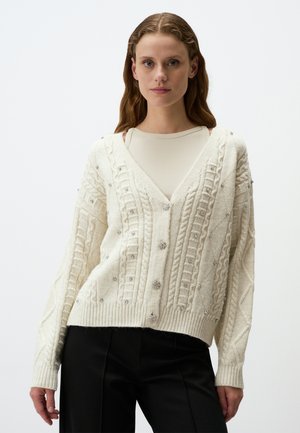 V-NECK LONG SLEEVED  - Strickjacke - ecru