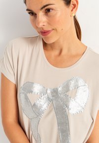 Cellbes of Sweden T-Shirt print - light beige