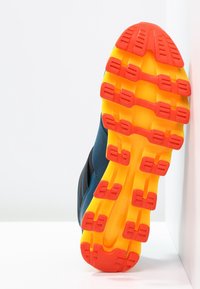 adidas Performance Obuwie do biegania Szlak