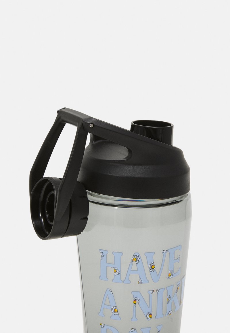 Herren Taschen & Koffer | Nike Sportswear HYPERCHARGE CHUG BOTTLE 709ML UNISEX Trinkflasche anthracite/black/light marine/anthra Herren Taschen & Koffer | Nike Sportswear HYPERCHARGE CHUG BOTTLE 709ML UNISEX Trinkflasche anthracite/black/light marine/anthra