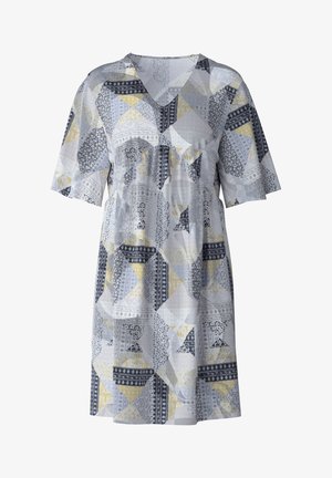 Abito a maniche corte con scollo a V, caratterizzato da un design a patchwork in grigio, nero e giallo con motivi floreali e geometrici.