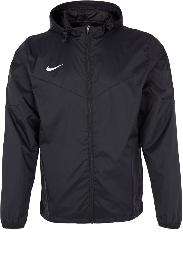 Svart vindjacka med hel dragkedja framtill, justerbar huva och elastiska muddar. Visar en vit Nike-logotyp på vänster bröst.