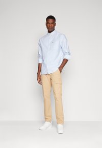 Tommy Jeans OXFORD SHIRT - Camicia - chambray blue