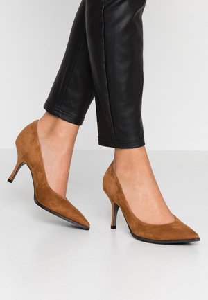 Kennel + Schmenger Pumps - cognac