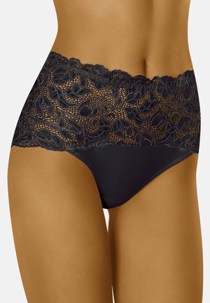 Zwarte high-waisted slip met een kanten tailleband en lijf. Glad materiaal met bloemenkant details en geschulpte randen.