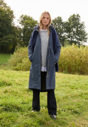 JANELLE - Waterproof jacket - navy squid ink