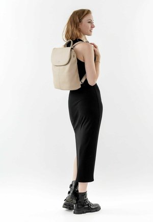 Emily & Noah TOURS RUE 09 - Reppu - beige