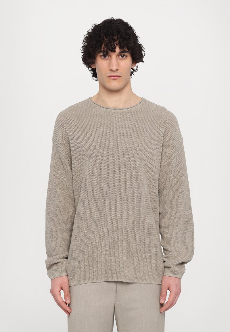 Filippa K - RELAXED SWEATER - Strikkegenser - moss grey, Forstørre