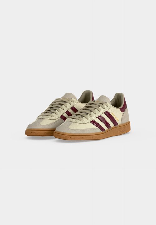 adidas Handball Spezial 'Off White Shadow Red' — foto 3