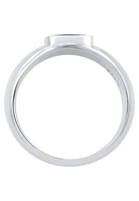 Silberner Metallring mit einer glatten, polierten Oberfläche. Verfügt über ein flaches Top-Design, das einen minimalistischen und zeitgemäßen Stil zur Schau stellt.