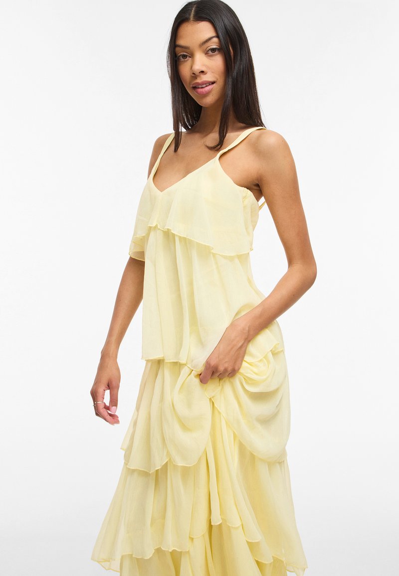 strapless open back dress Toulouse maxi dress in yellow