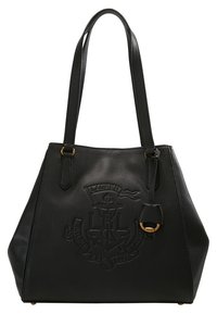 Musta nahkainen olkalaukku, jossa on kohokuvioitu logo, kullanväriset yksityiskohdat, kaksi olkahihnaa ja teksturoitu pinta. Suorakulmainen muoto pyöristetyllä pohjalla.